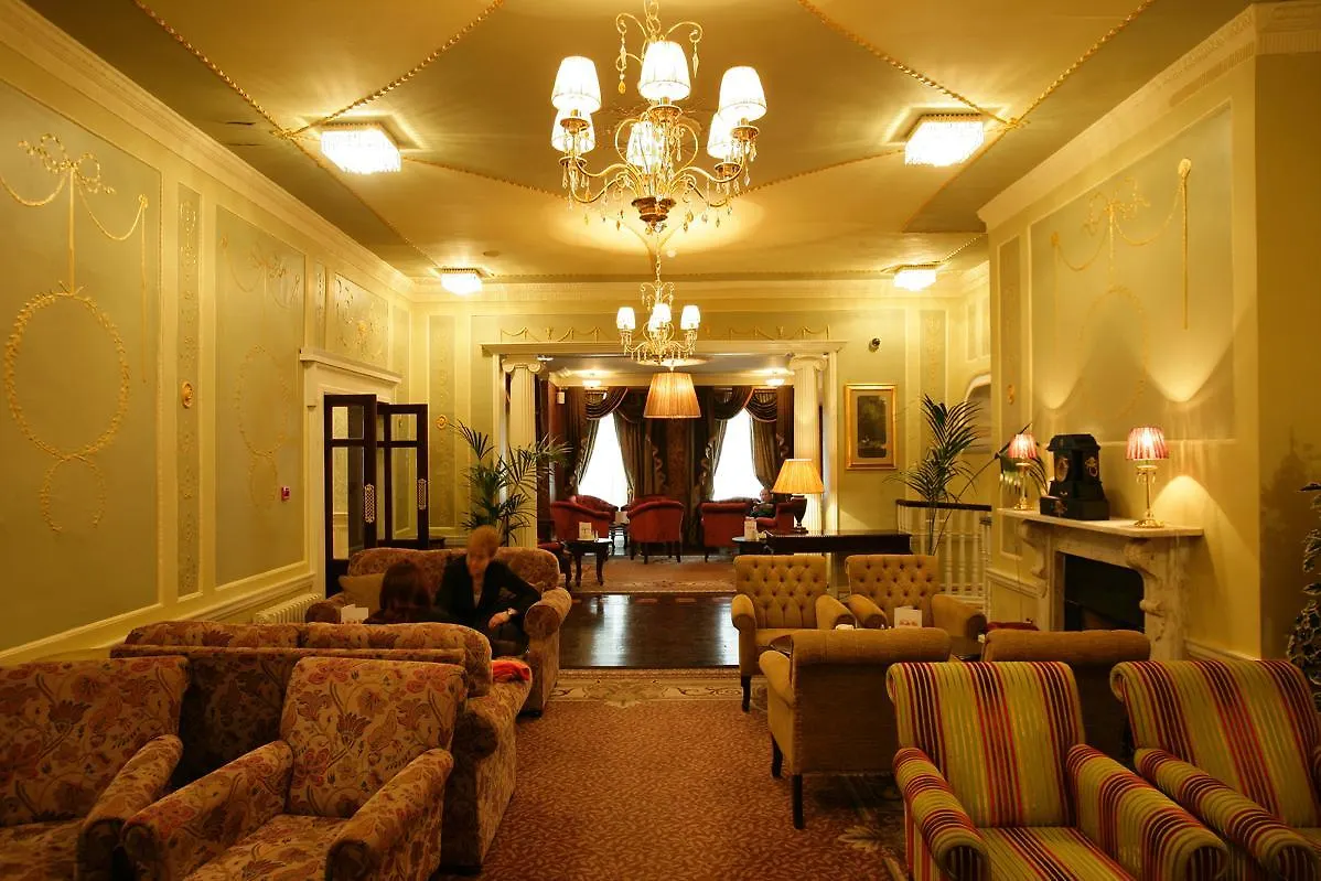 Buswells Hotel Dublin