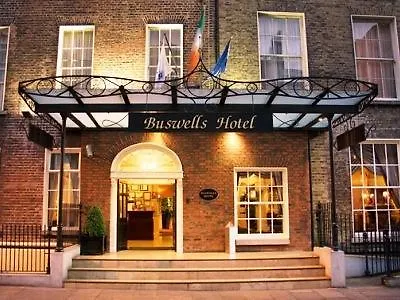 ***  דבלין Buswells Hotel אירלנד